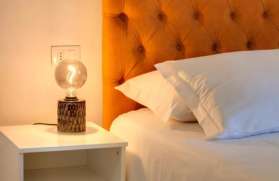 Ardiglione Apartment by Mamo Florence-1