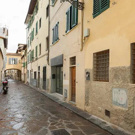 Ardiglione Apartment by Mamo Florence-2
